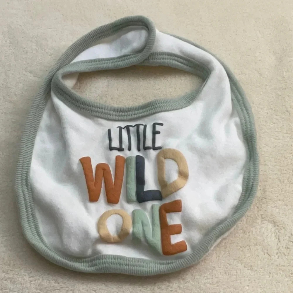 Bibs - Picture 2 of 11